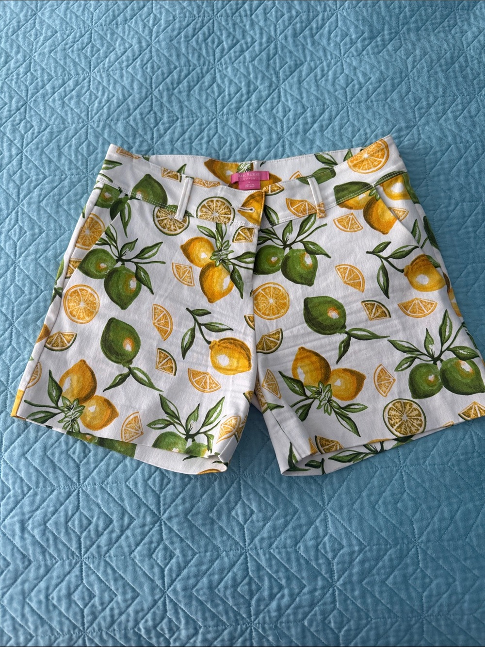 Isaac Mizrahi White Lemon Print Cotton Shorts sz 6 orig $75